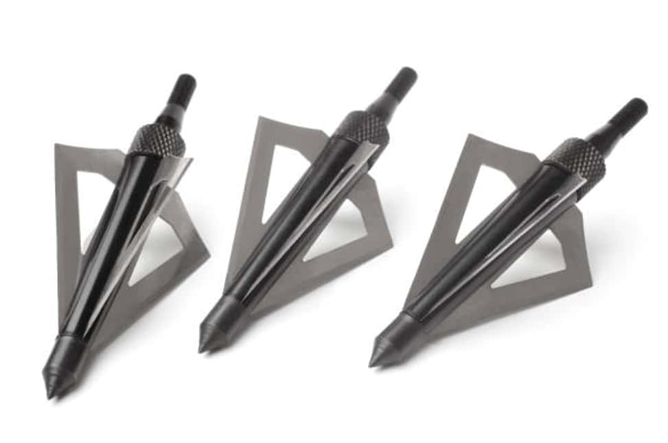 should broadheads line up with fletching